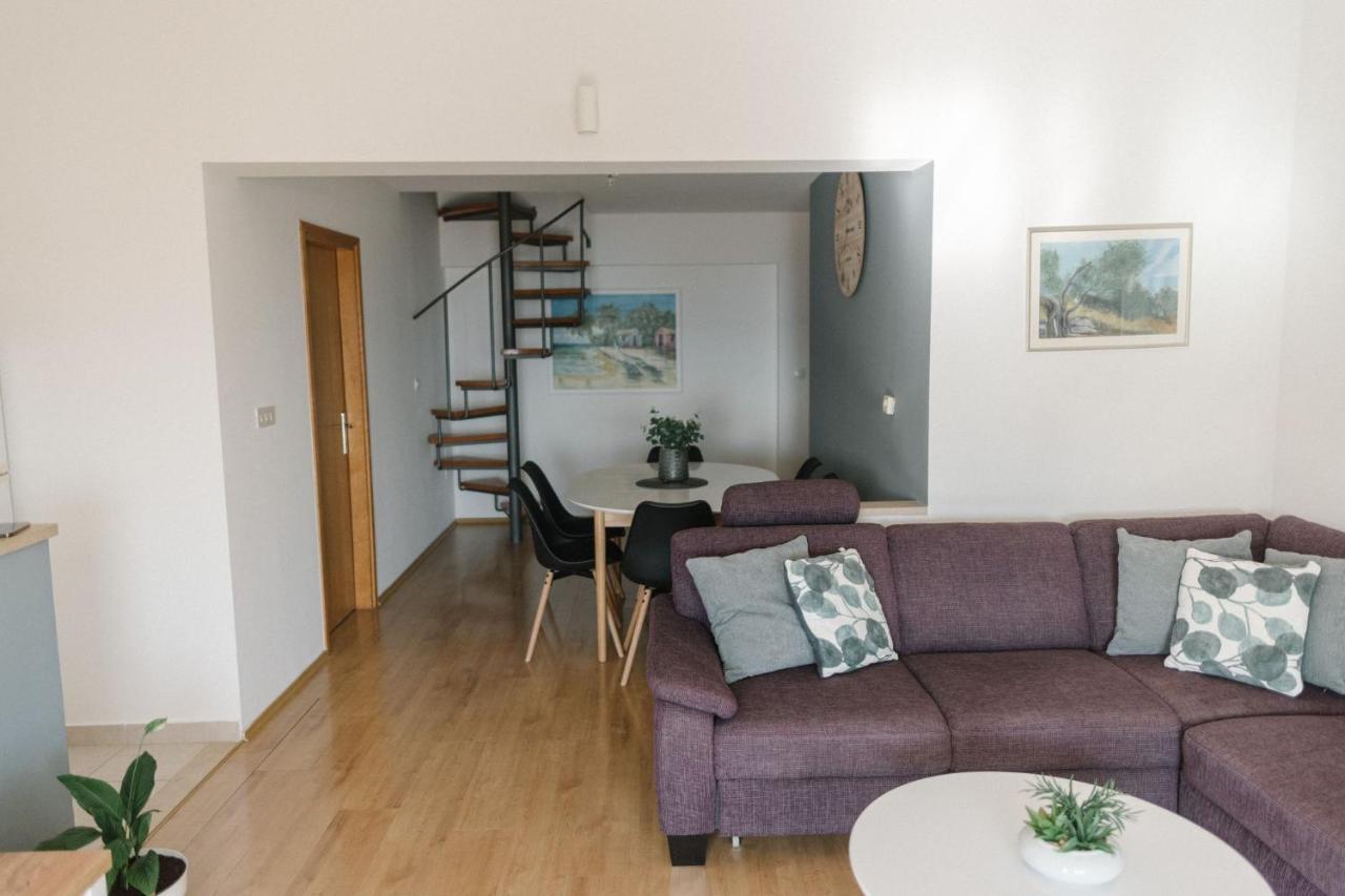 Apartment Great View Макарска Екстериор снимка